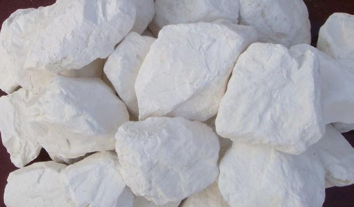 養(yǎng)殖場如何使用氧化鈣消毒？注意事項有哪些？